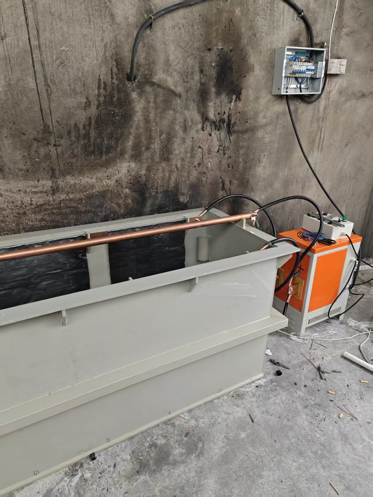 电解抛光设备安装调试现场