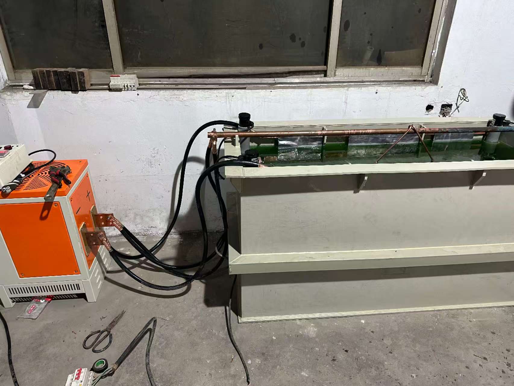 临沂电解抛光设备安装现场